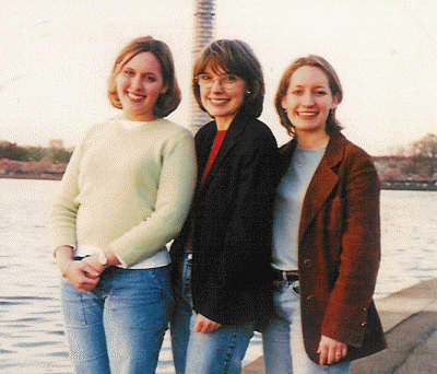 Joan Raines Layne & daughters, Amanda and Kiersten